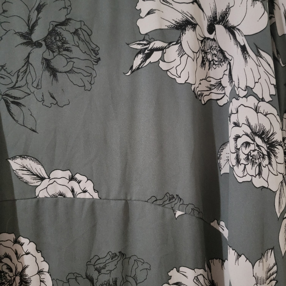 Floral Print Women's Top - Picture 6 of 8